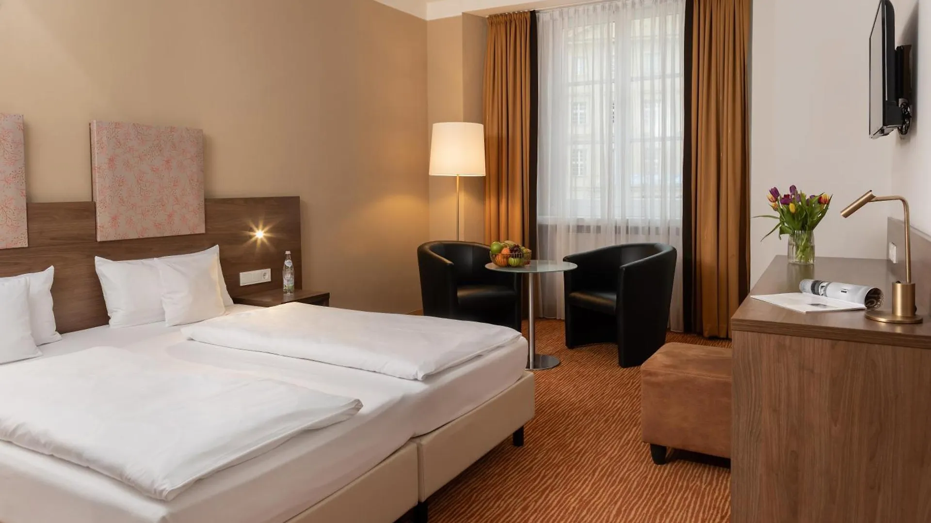 **** Hotel Altstadthotel Arch - Im Herzen der Altstadt Regensburg Deutschland