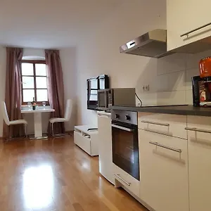 Jale Regensburg