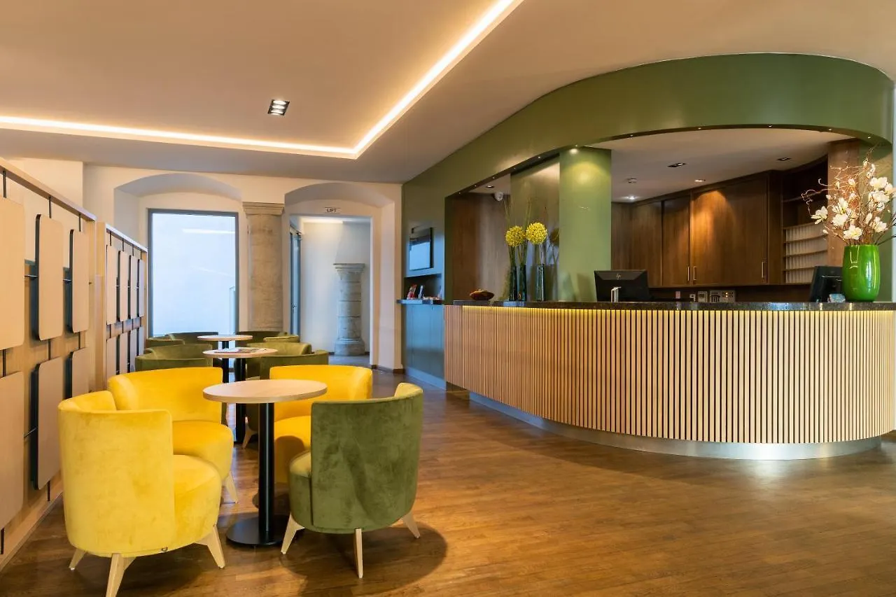 Altstadthotel Arch Regensburg 4*,